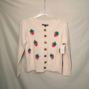 CUTE VINTAGE STRAWBERRY SWEATER 🍓